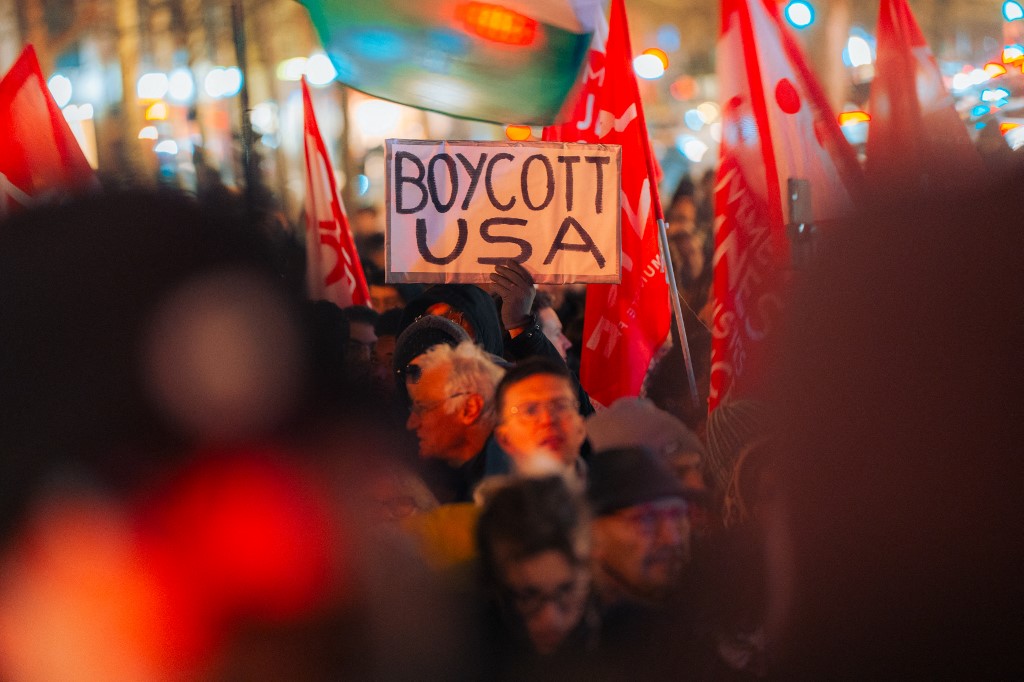 Βενεζουέλα: Πώς αντέδρασε ο κόσμος στην επιχείρηση Τραμπ – Από καταδίκες έως ανοιχτή στήριξη