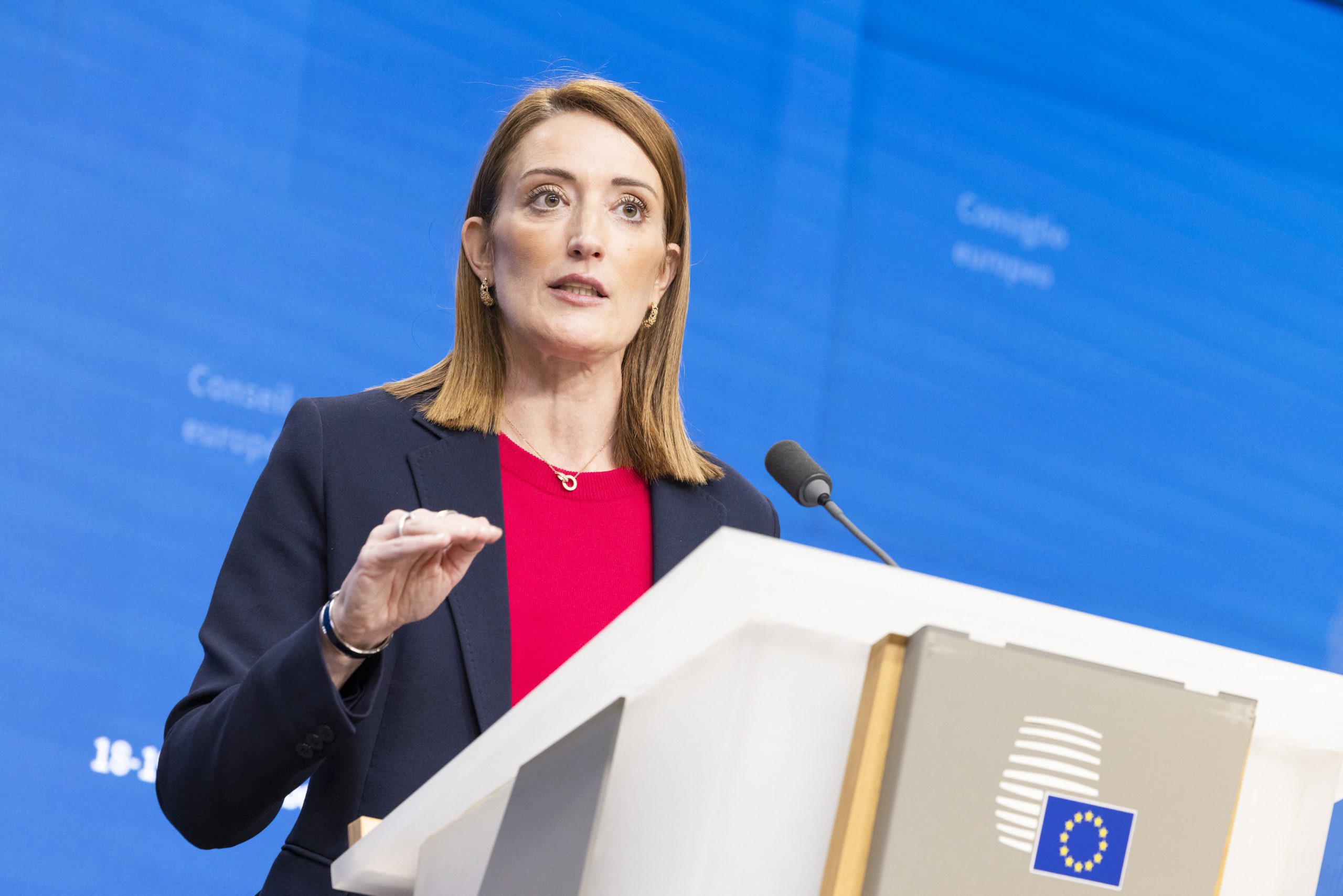 Μετσόλα: Απαγόρευση εισόδου στο Ευρωκοινοβούλιο σε όλο το διπλωματικό σώμα του Ιράν