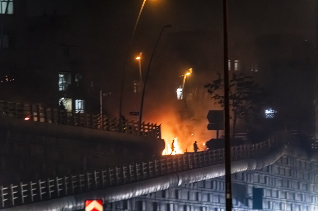 Ιράν: Έως και 2.000 νεκροί στις διαδηλώσεις – Εν αναμονή της αντίδρασης των ΗΠΑ