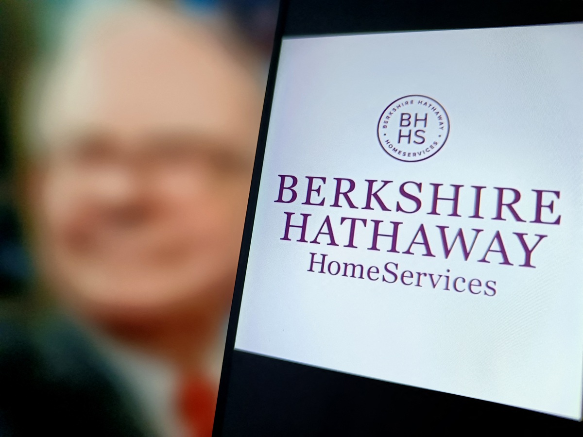 Από τα 100.000 δολάρια στα 25 εκατ. δολάρια: Πόσο πληρώνει η Berkshire Hathaway τον νέο CEO της