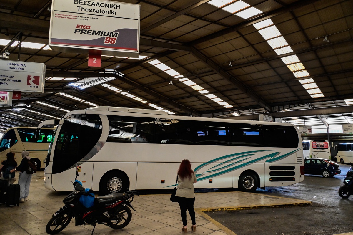 Διακόπτονται τα δρομολόγια ΚΤΕΛ Θεσσαλονίκης–Αθήνας λόγω αγροτικών κινητοποιήσεων