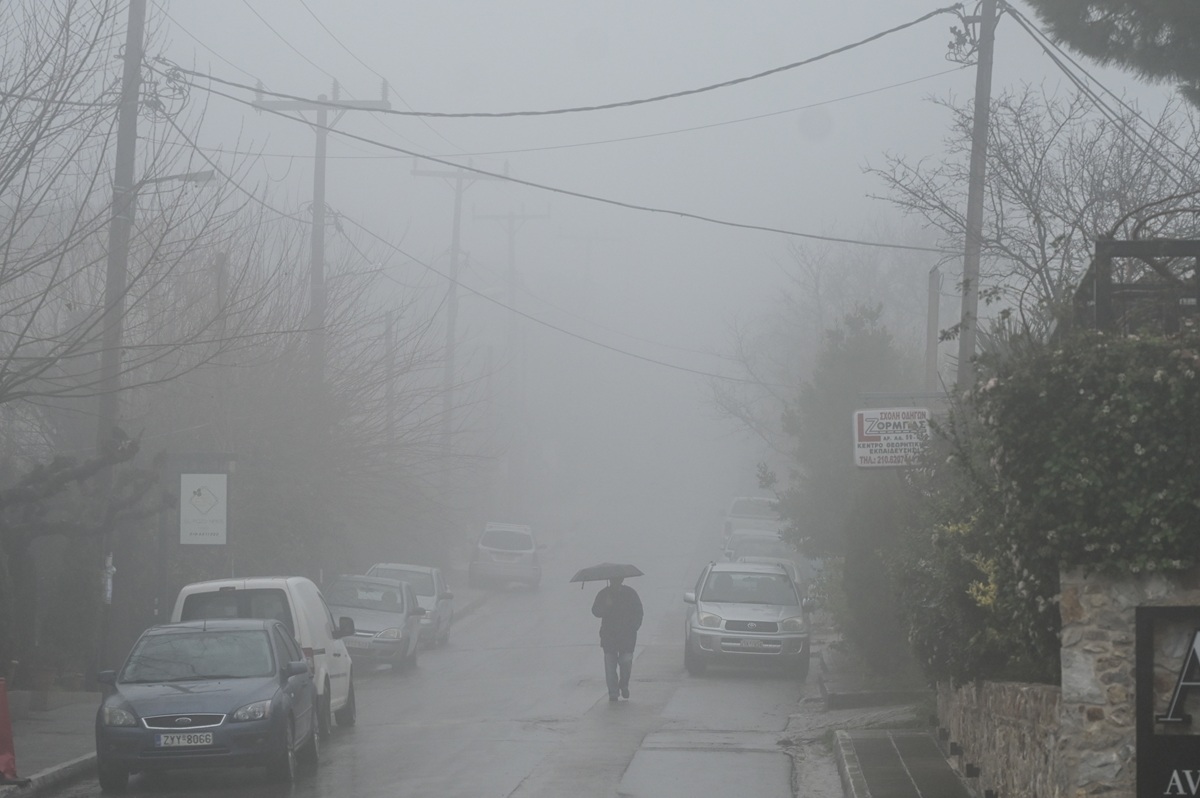 Κακοκαιρία σε εξέλιξη: Ισχυρές καταιγίδες, πυκνά χιόνια και άνεμοι 9 μποφόρ – Σε RED CODE το Βόρειο Αιγαίο (Live)