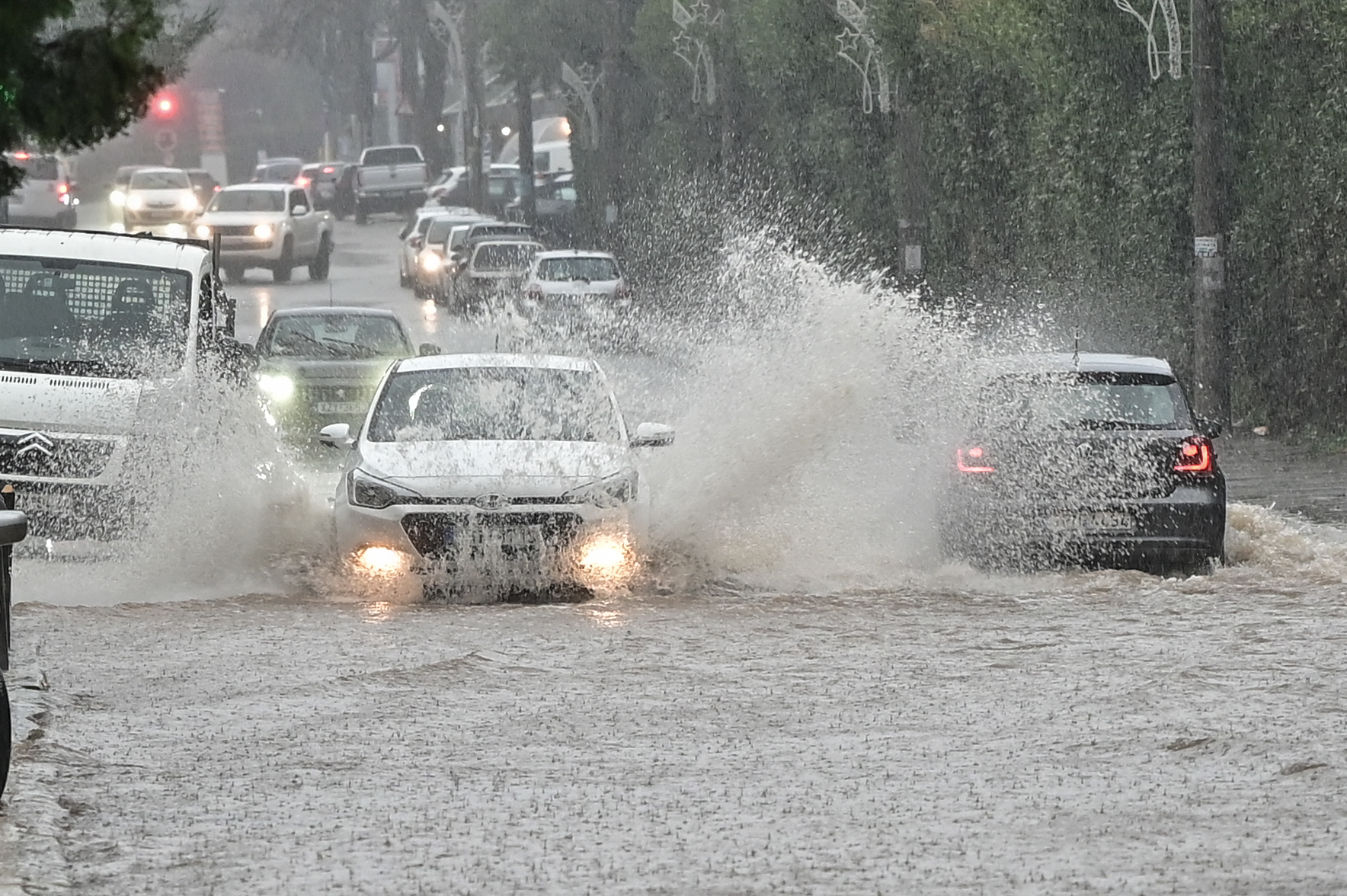 Κυκλοφοριακές ρυθμίσεις λόγω κακοκαιρίας – Πού γίνονται εκτροπές κυκλοφορίας