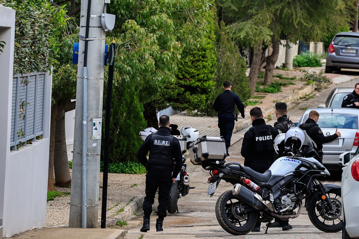 Γλυφάδα: 46χρονος σκότωσε με μαχαίρι τον 79χρονο πατέρα του – Το 2014 είχε δολοφονήσει τη μητέρα του