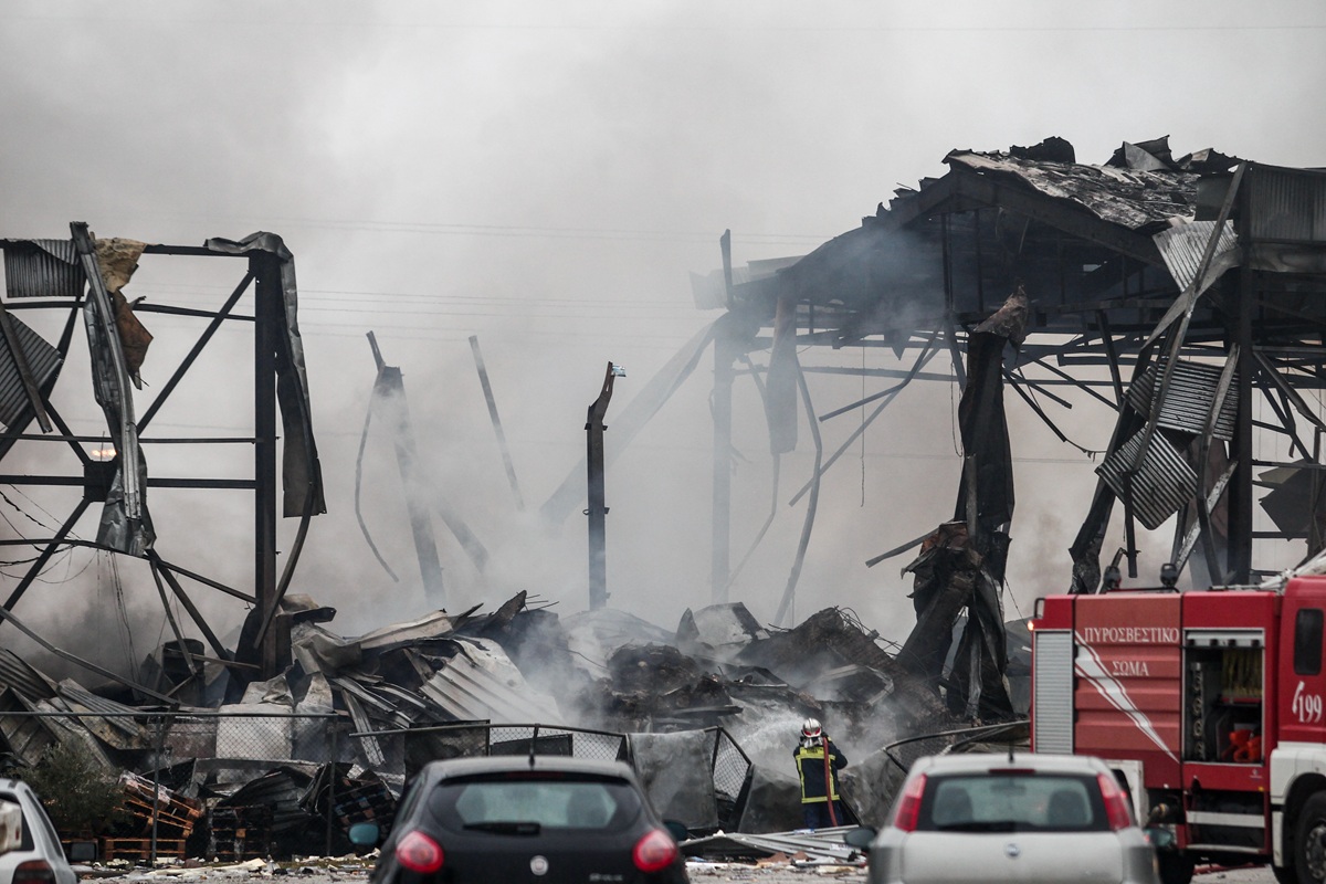 «Βιολάντα»: Εντοπίστηκε και η πέμπτη σορός – Οι έρευνες στρέφονται στα αίτια της έκρηξης