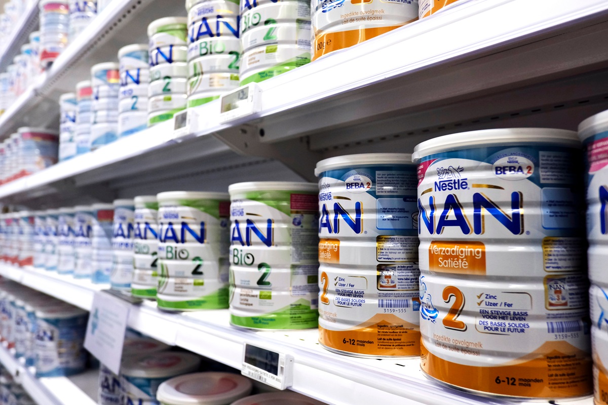 Nestlé: Βρεφικό γάλα ανακαλείται παγκοσμίως – Έως 1,2 δισ. ελβετικά φράγκα η ζημιά