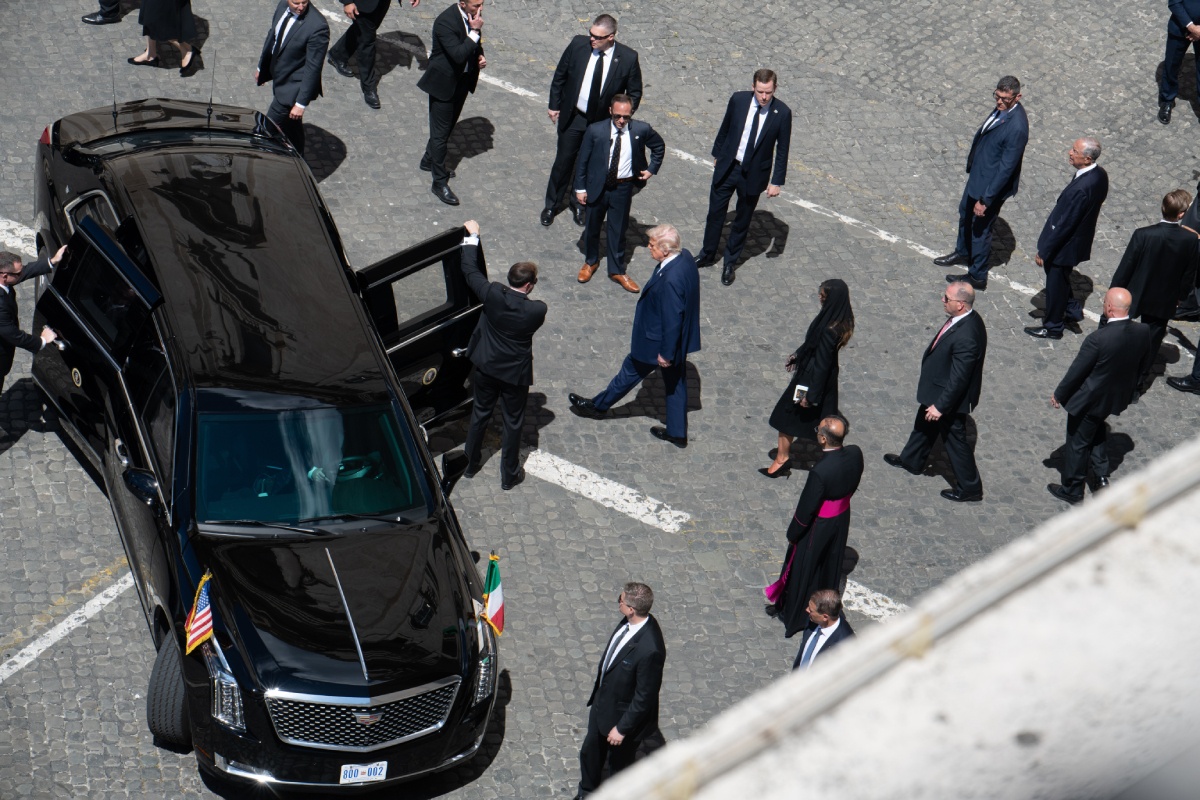 Νέο SUV Cadillac και Air Force One: Αυτό είναι το νέο «κτήνος» του Ντόναλντ Τραμπ