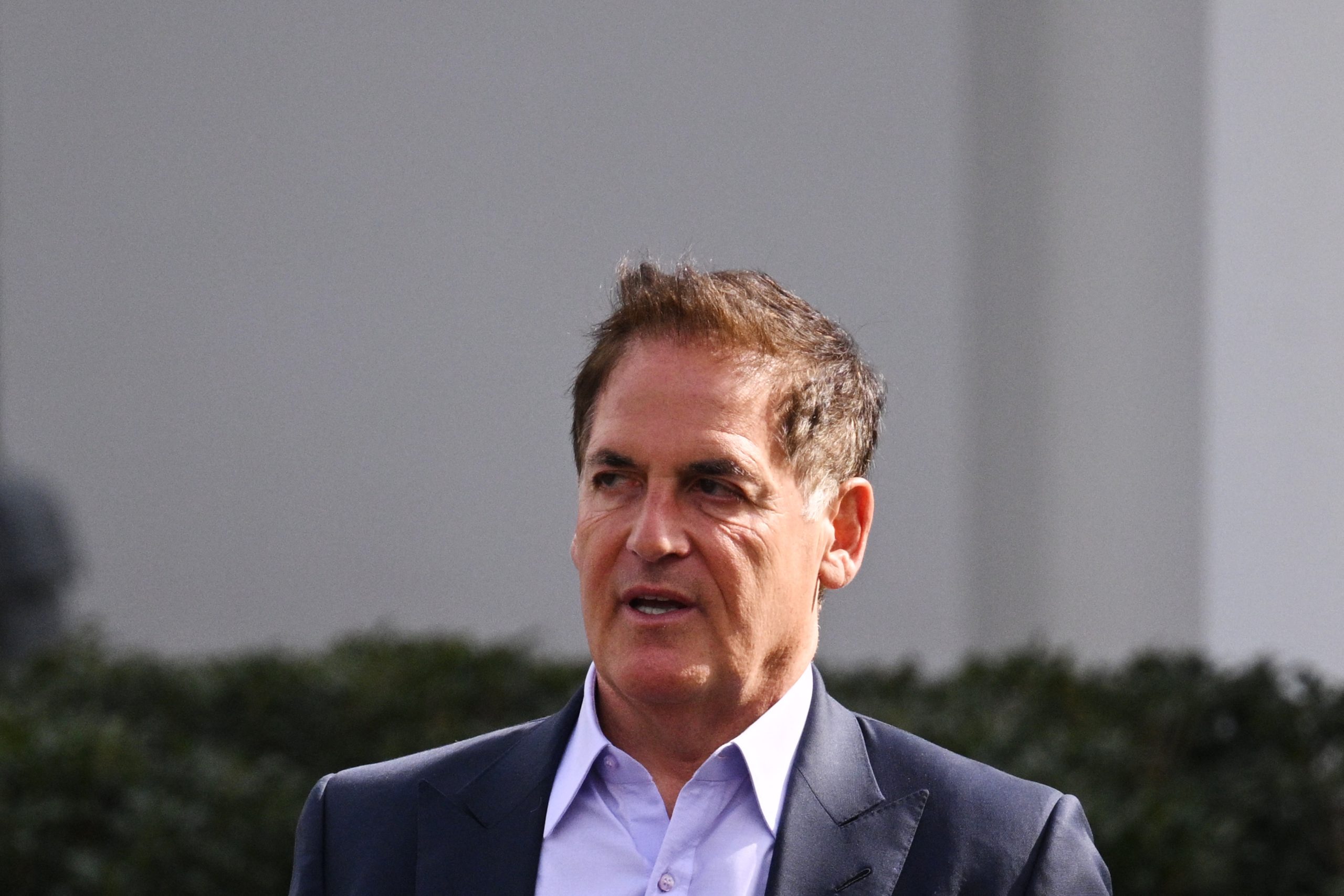 Μαρκ Κιούμπαν: Προβλέπει τεράστια επαγγελματική ευκαιρία για νέους λόγω AI