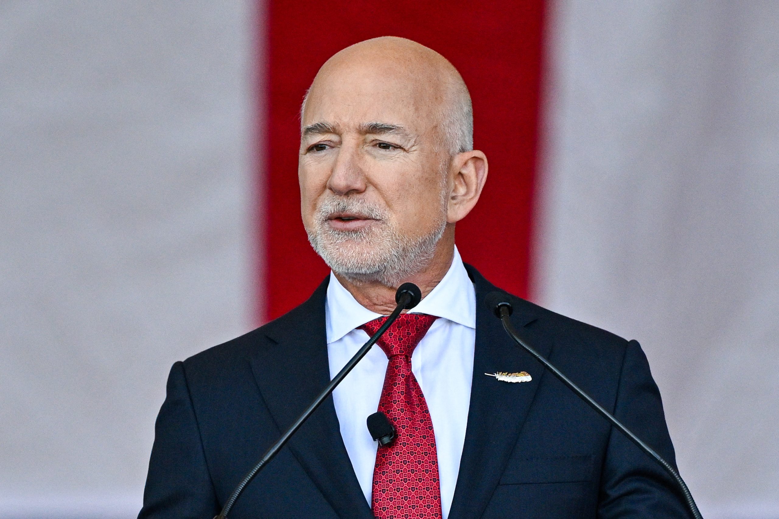 Τζεφ Μπέζος για Washington Post: «Τα δεδομένα δείχνουν τι έχει αξία και πού να εστιάσουμε»