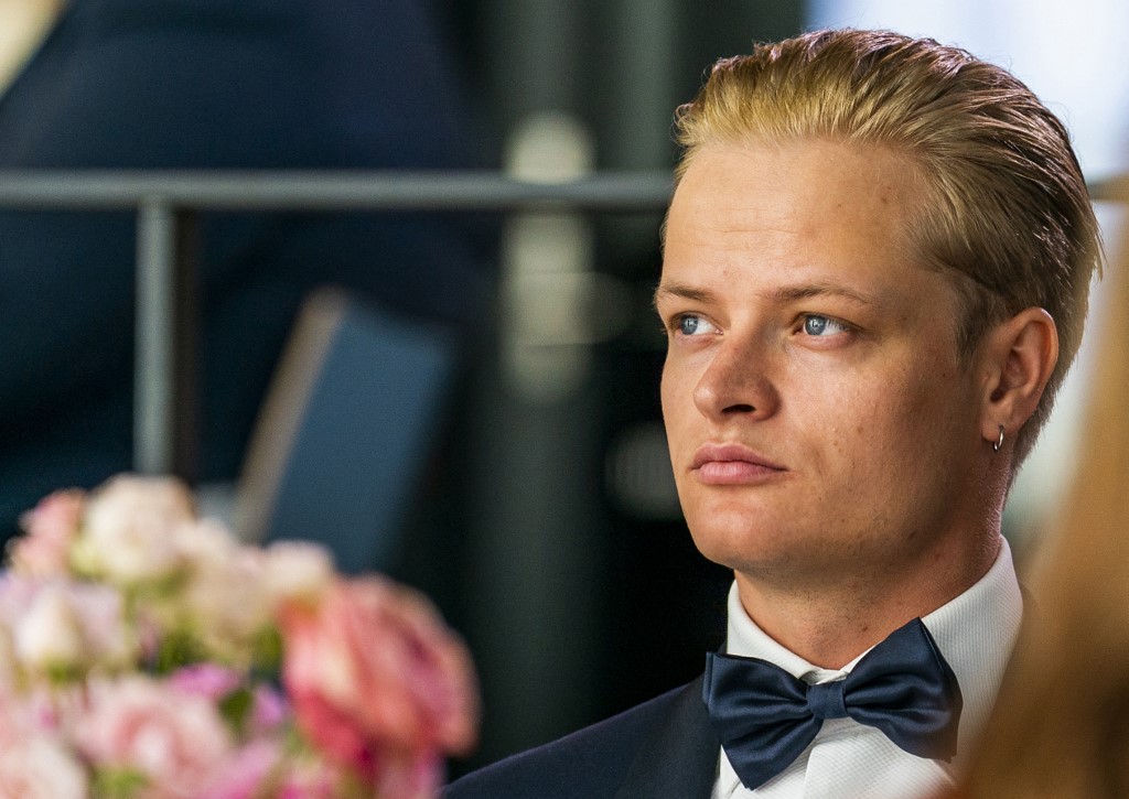 «Σεισμός» στη Νορβηγία: «Αθώος» δηλώνει στη δίκη του για βιασμούς ο γιος της πριγκίπισσας Μέτε-Μάριτ