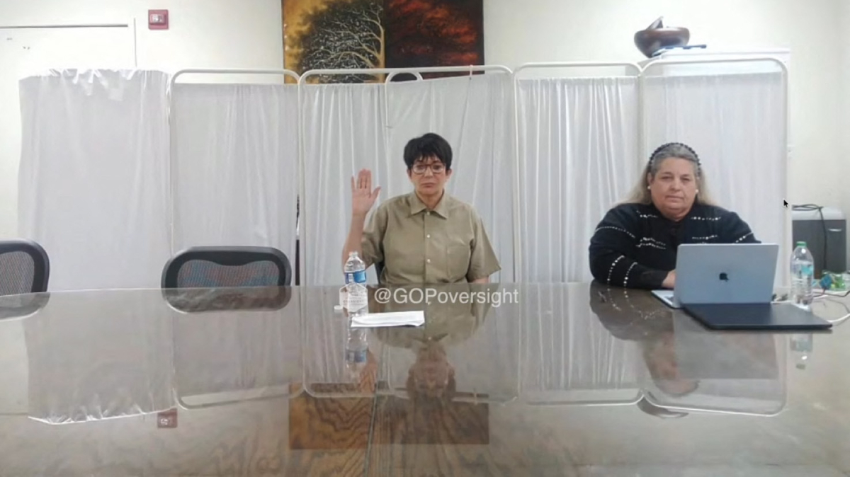 Υπόθεση Έπσταϊν: Η Γκισλέιν Μάξγουελ επικαλέστηκε το δικαίωμα σιωπής ενώπιον του Κογκρέσου