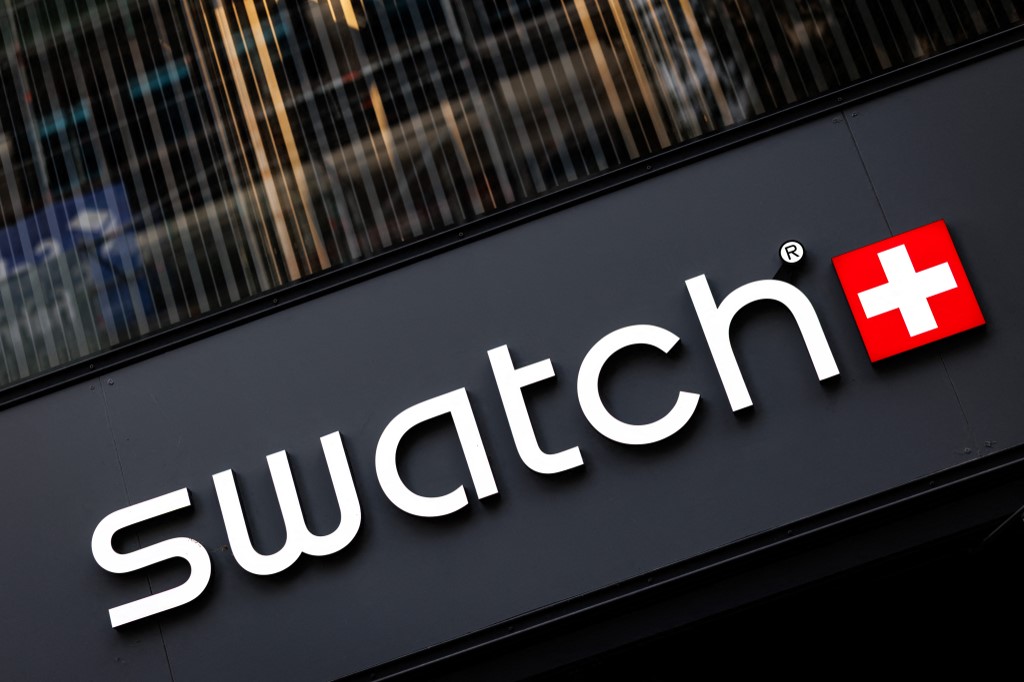 Swatch vs ακτιβιστές: Η οικογένεια Χάγιεκ «θωρακίζει» τη διοίκηση