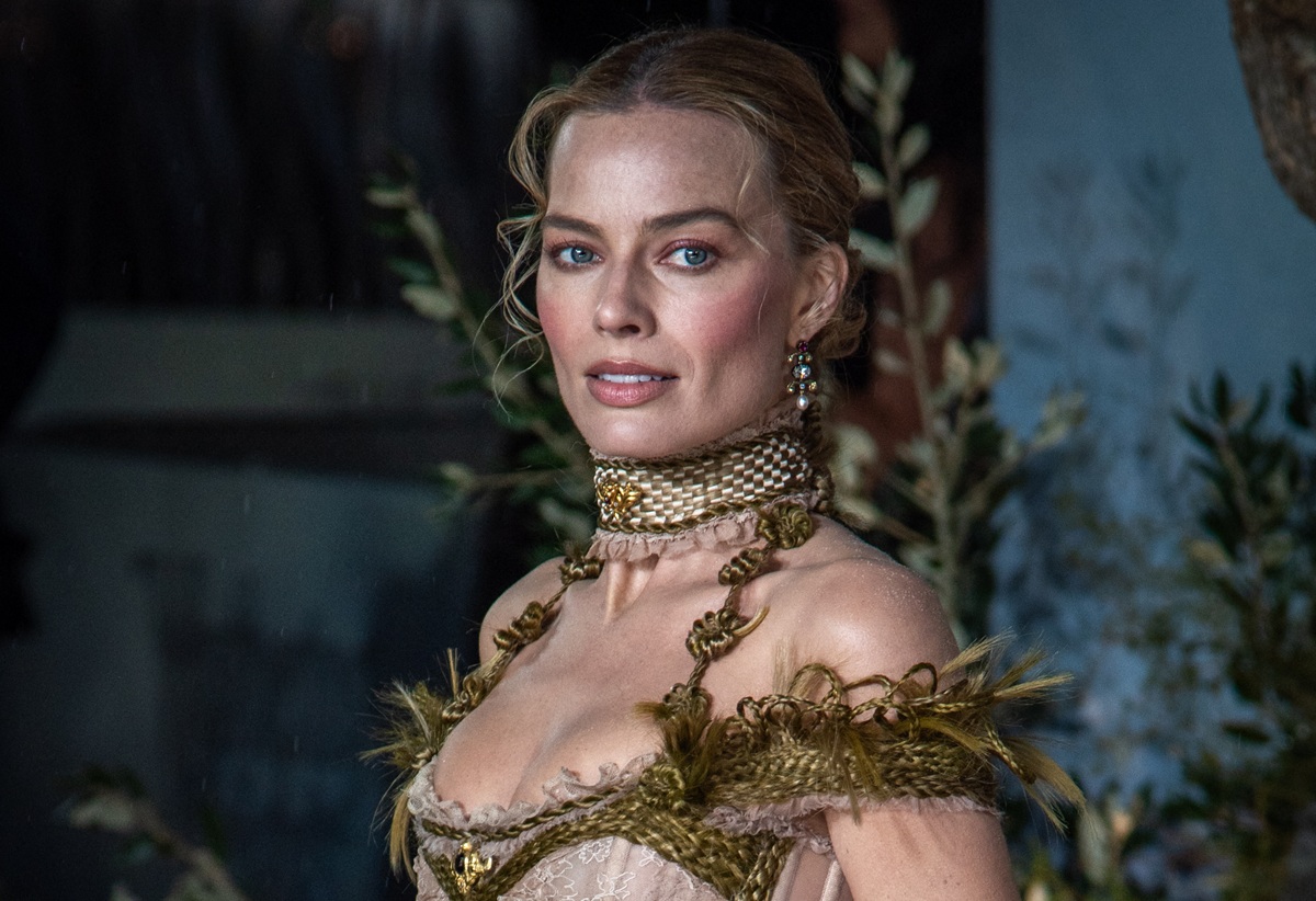 Πάνω από 3 εκατ. λίρες για το κολιέ της Μάργκοτ Ρόμπι – Πόσο κοστίζουν τα κοσμήματα στα «Ανεμοδαρμένα Ύψη»