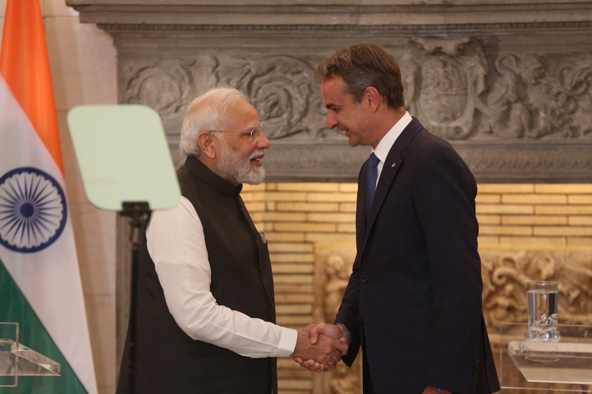 Συνάντηση Μητσοτάκη – Μόντι σήμερα στο Νέο Δελχί – Προτεραιότητα η ενίσχυση της συνεργασίας μεταξύ Ελλάδας και Ινδίας