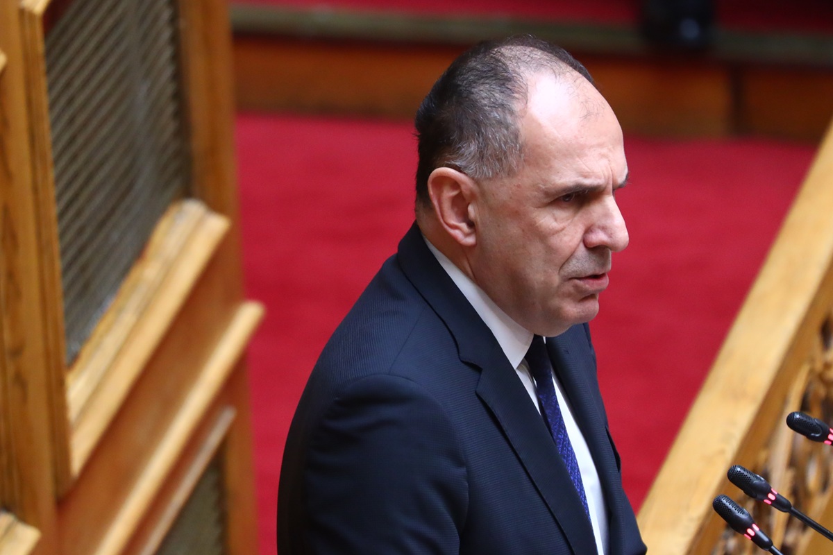 Έκτακτες ταξιδιωτικές οδηγίες για τους Έλληνες στη Μέση Ανατολή – Κλειστός ο εναέριος χώρος του Ισραήλ