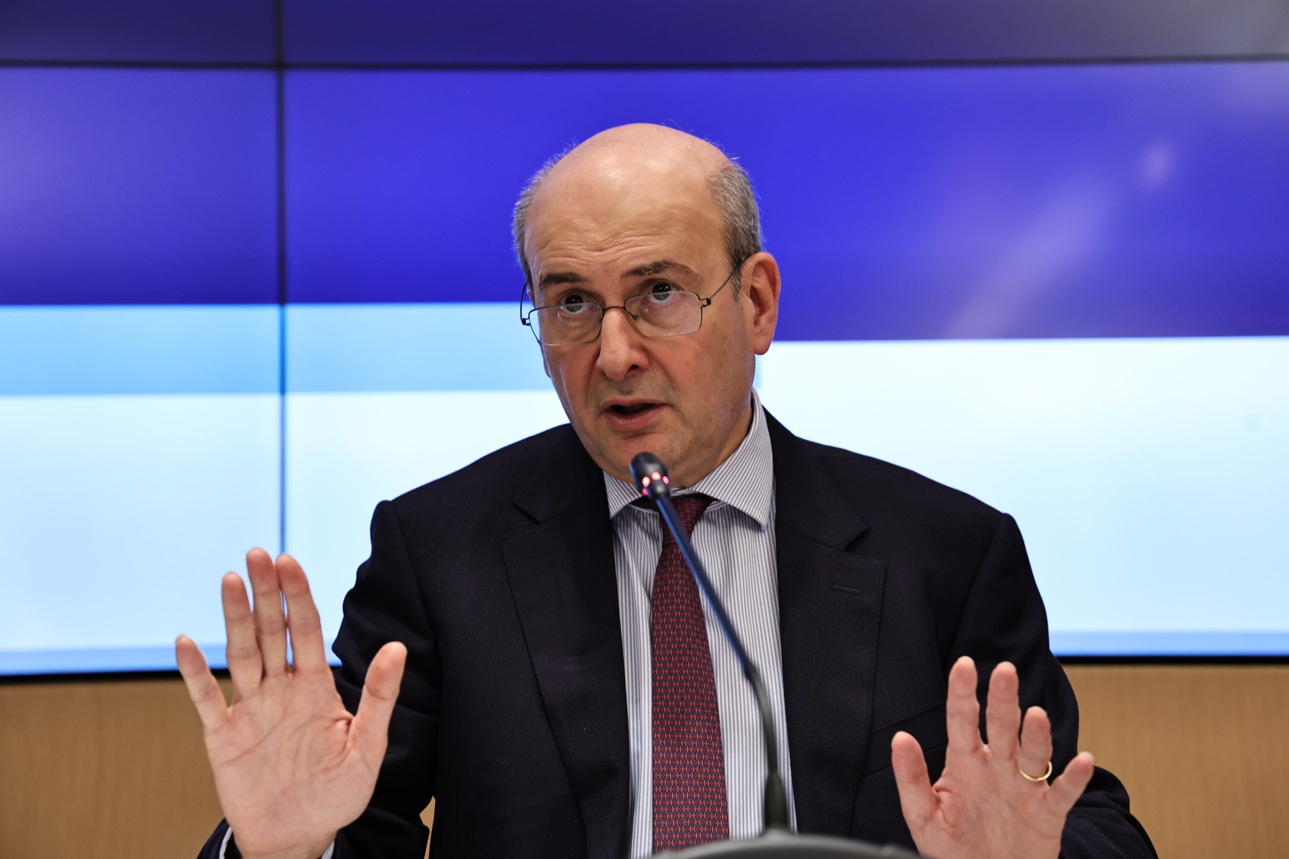 Χατζηδάκης: Αυτές είναι οι 14 παρεμβάσεις της κυβέρνησης για ένα κράτος πιο φιλικό στους πολίτες