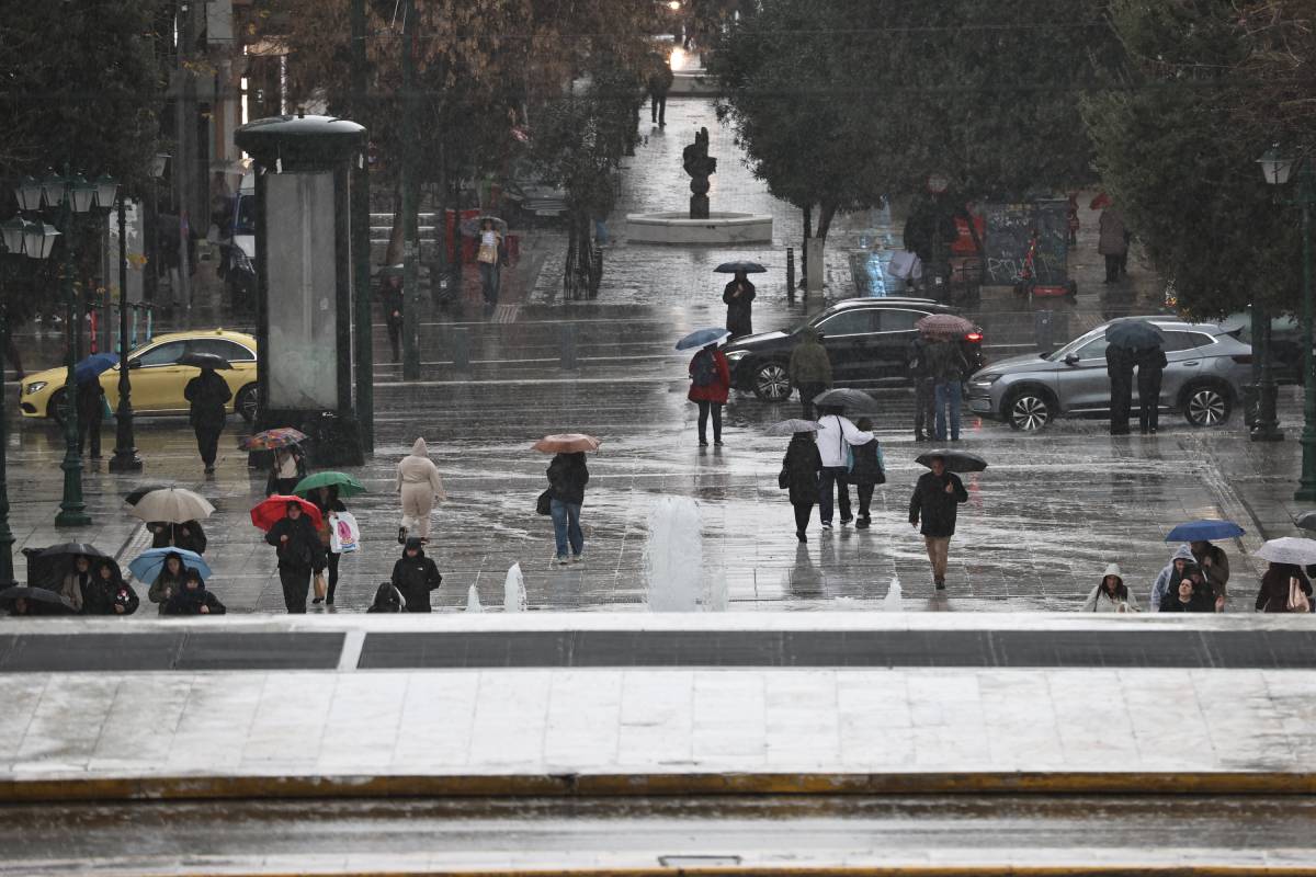 Καιρός – Επικαιροποίηση του έκτακτου δελτίου: Πορτοκαλί προειδοποίηση – Πού αναμένονται ισχυρές καταιγίδες