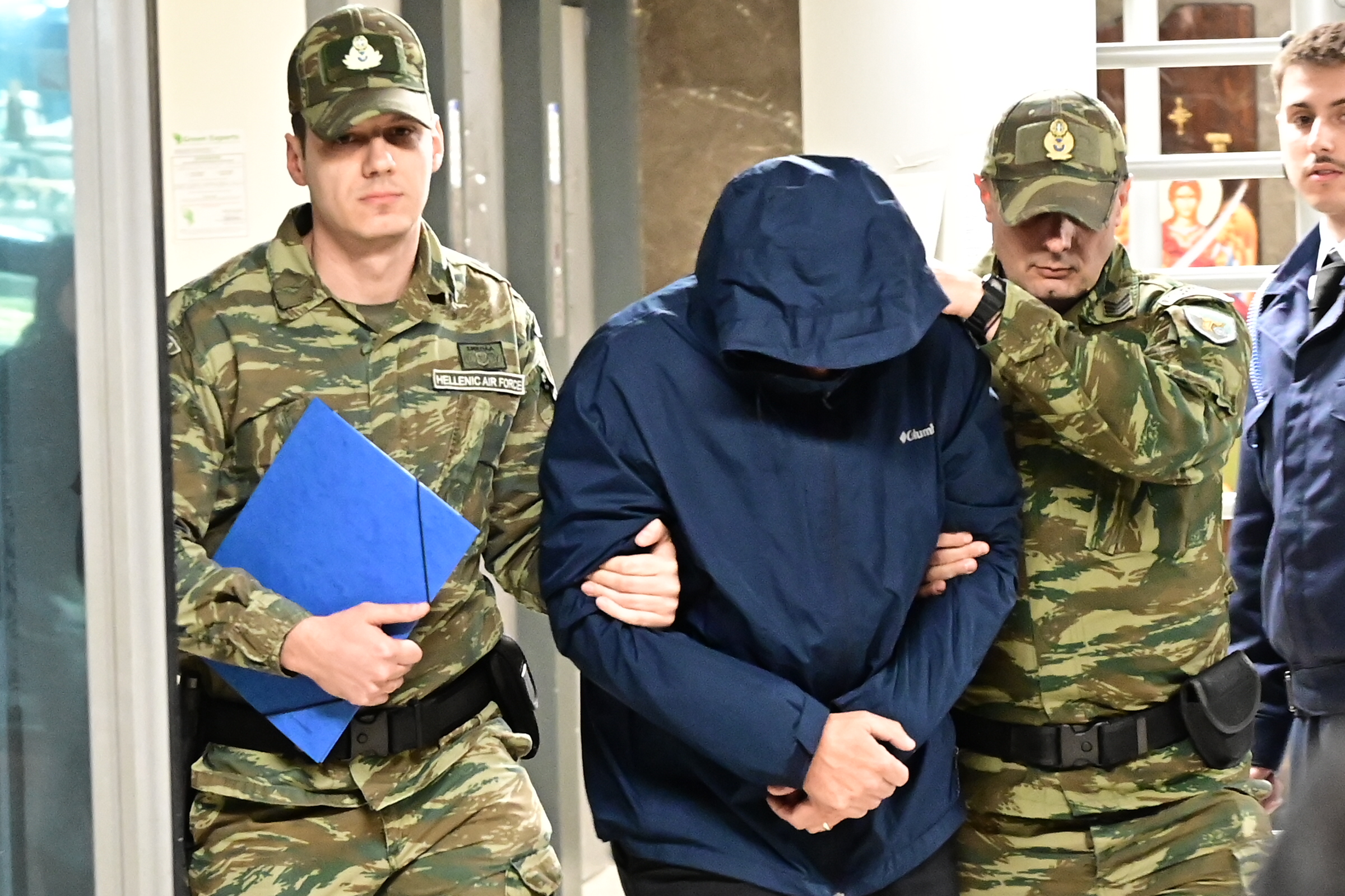 Προφυλακίστηκε ο σμήναρχος που κατηγορείται για κατασκοπεία – Έδωσε 3 ονόματα