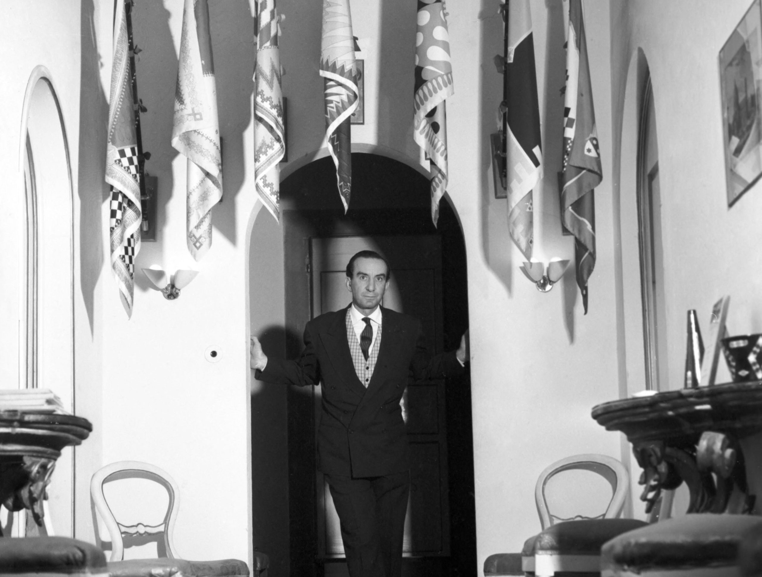 Από τον πόλεμο στη μόδα: Η άγνωστη ζωή του Εμίλιο Πούτσι πριν γίνει παγκόσμιο fashion icon