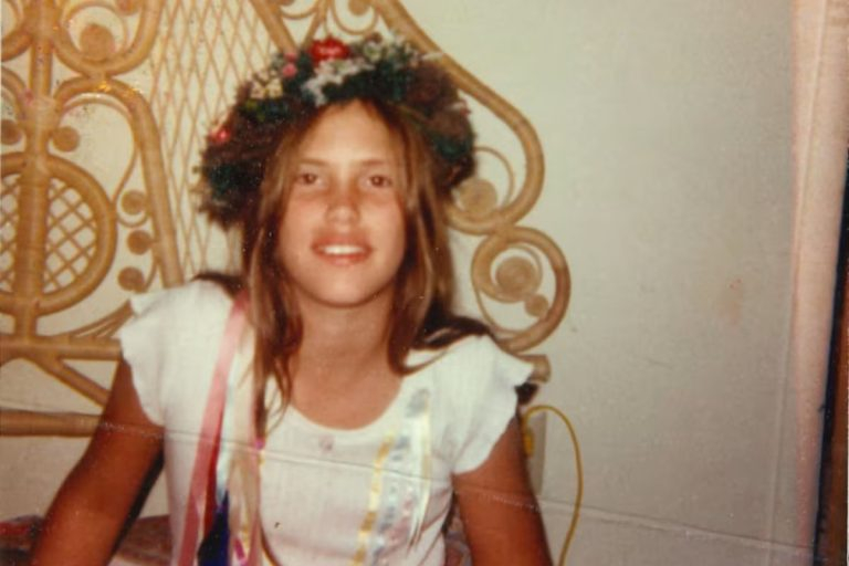 Ένα τσιγάρο που έλυσε το μυστήριο: Πώς συνελήφθη ο δολοφόνος της 13χρονης Σάρας μετά από 44 χρόνια
