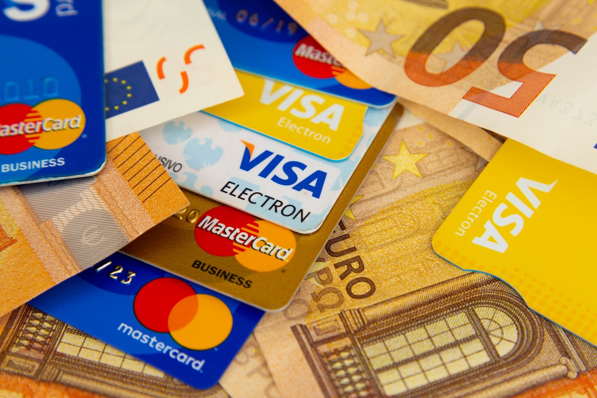 Γιατί η Ευρώπη θέλει να απεξαρτηθεί από Visa και Mastercard