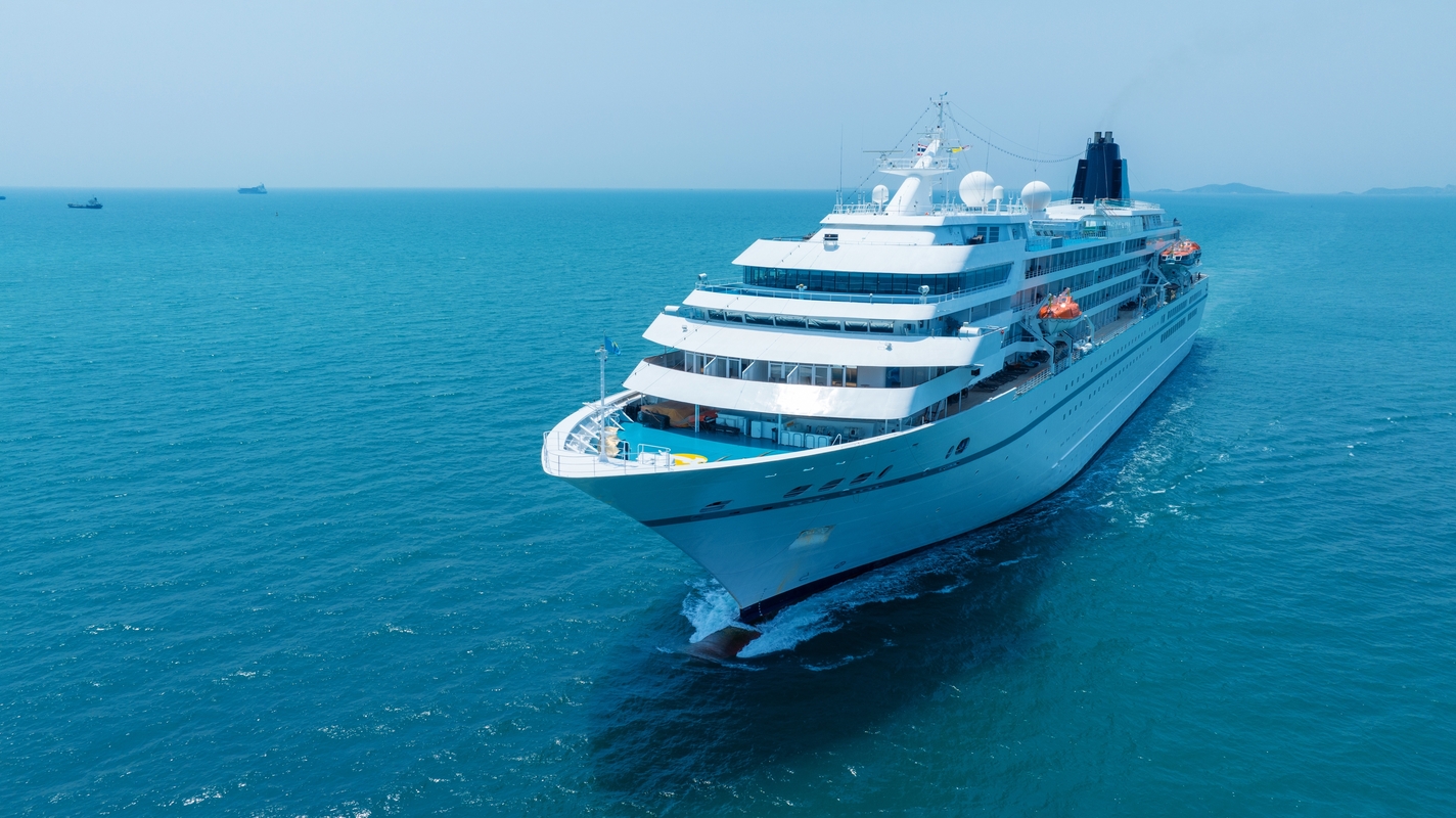 Κρουαζιέρα: Άνοδος έως 10% στη ζήτηση στην Ελλάδα – Νέες επενδύσεις στη Σαντορίνη
