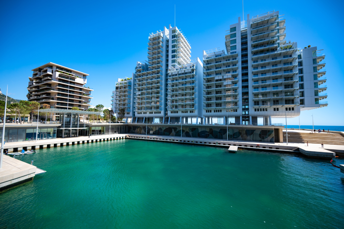 Η νέα γειτονιά του Μονακό που χτίστηκε πάνω στη θάλασσα – Και κοστίζει έως 100.000 ευρώ το τετραγωνικό