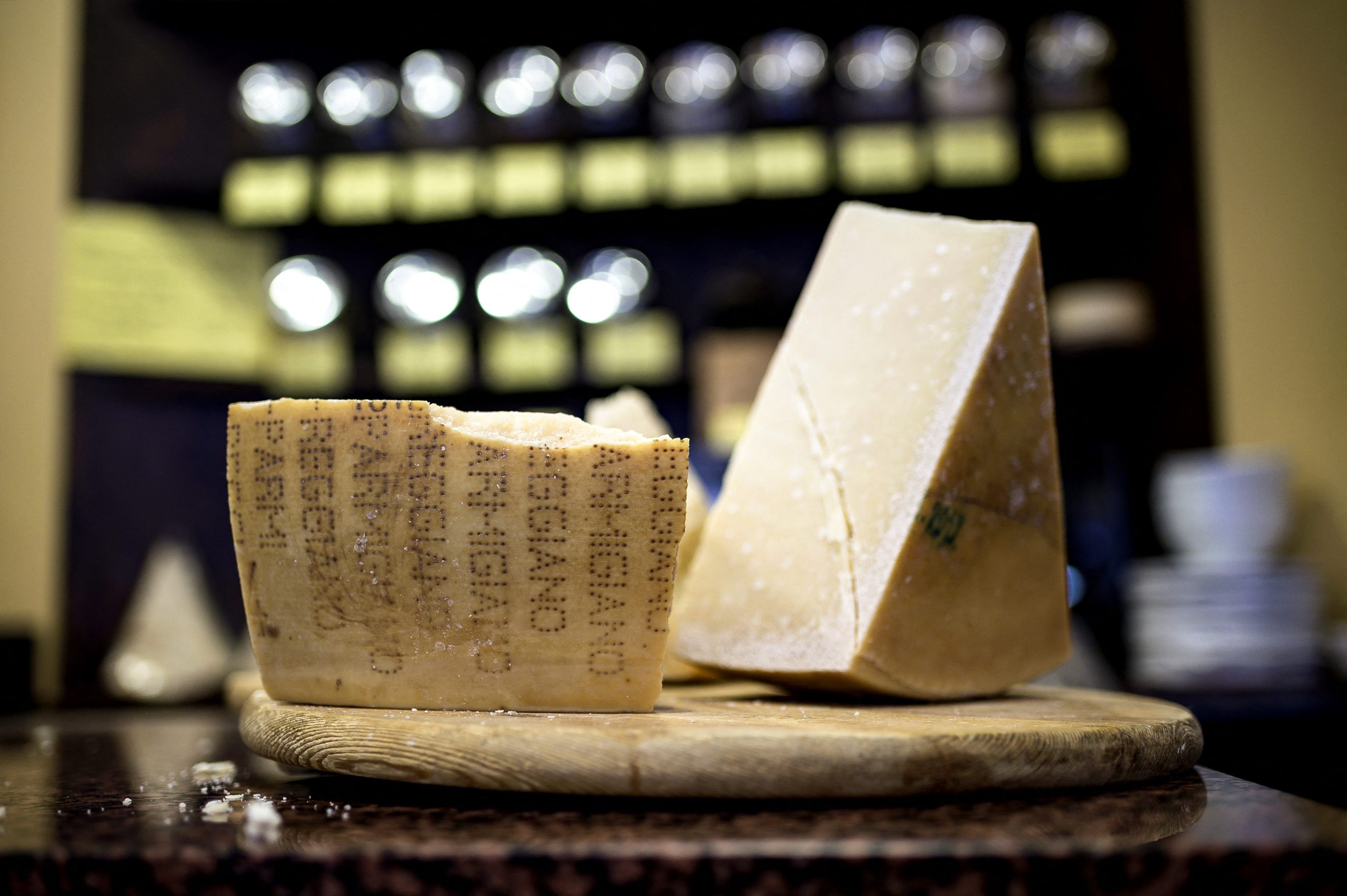 Παρμεζάνα: Ρεκόρ εξαγωγών αλλά μείωση κατανάλωσης στην Ιταλία