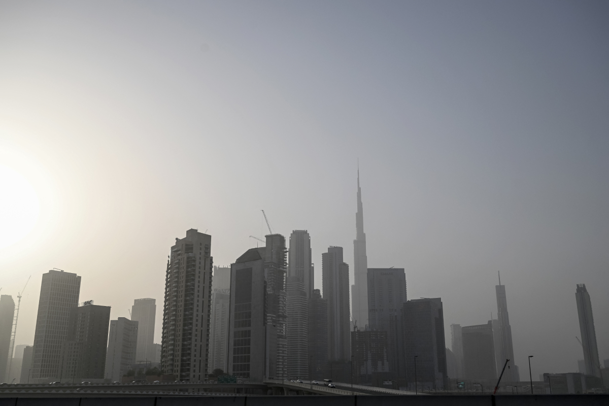 Ντουμπάι: Πώς τα ιρανικά πλήγματα «ράγισαν» τον μύθο της ασφαλούς μητρόπολης του Κόλπου