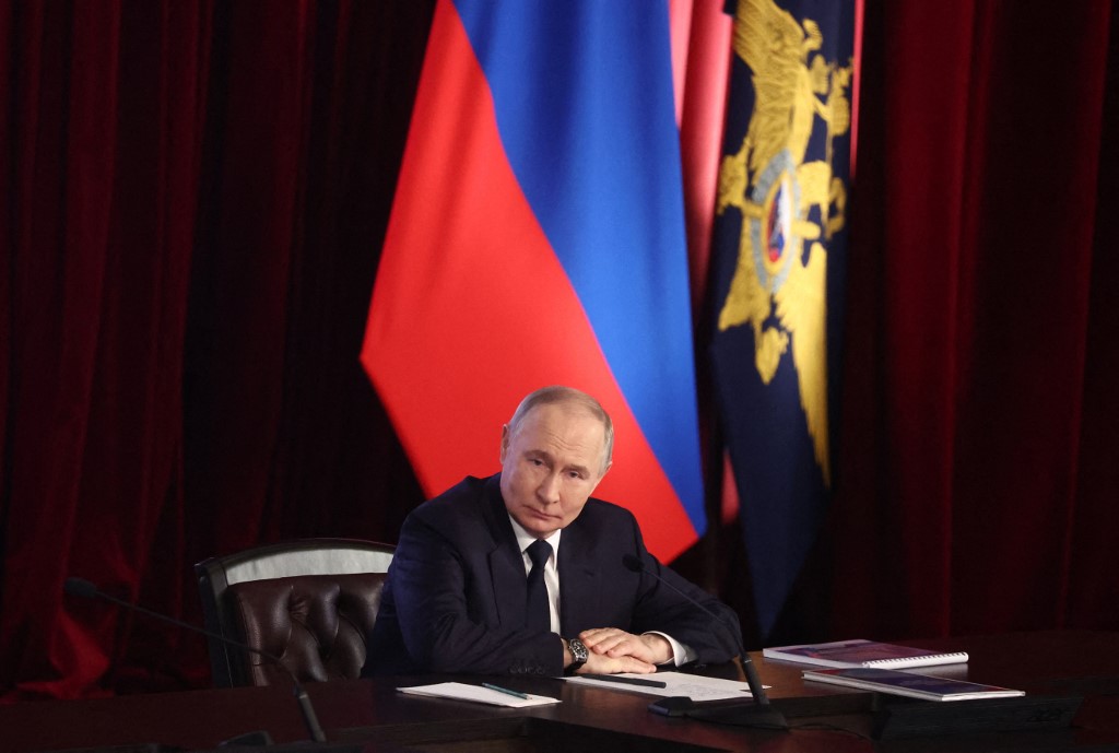 Η Ουκρανία «ξεχνιέται»: Πώς ο πόλεμος στο Ιράν ενισχύει τον Πούτιν