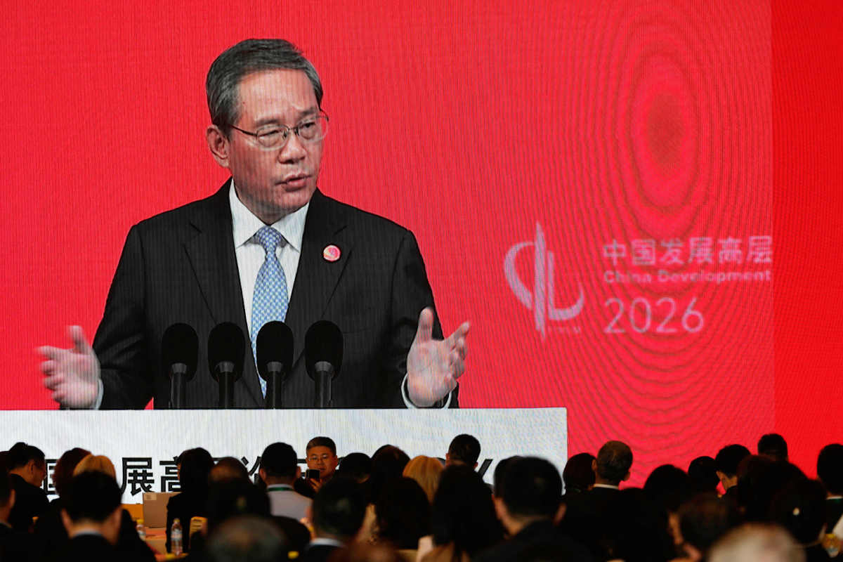 Κίνα: Ο Πρωθυπουργός Λι Τσιάνγκ υποσχέθηκε ισορροπημένο εμπόριο καθώς οι εξαγωγές εκτοξεύονται