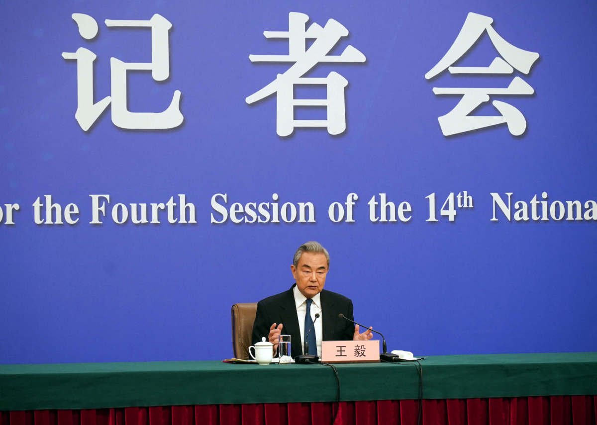 Η Κίνα προετοιμάζεται για σύνοδο Τραμπ‑Σι – Η Μέση Ανατολή δοκιμάζει τη διπλωματία