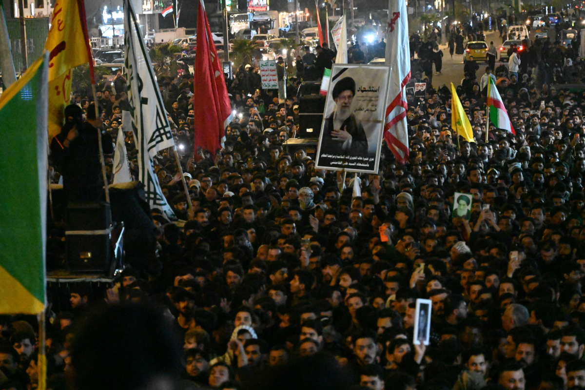 Μοσάντ: Πώς «χάκαρε» την Τεχεράνη και οδήγησε στην εξόντωση του Χαμενεΐ