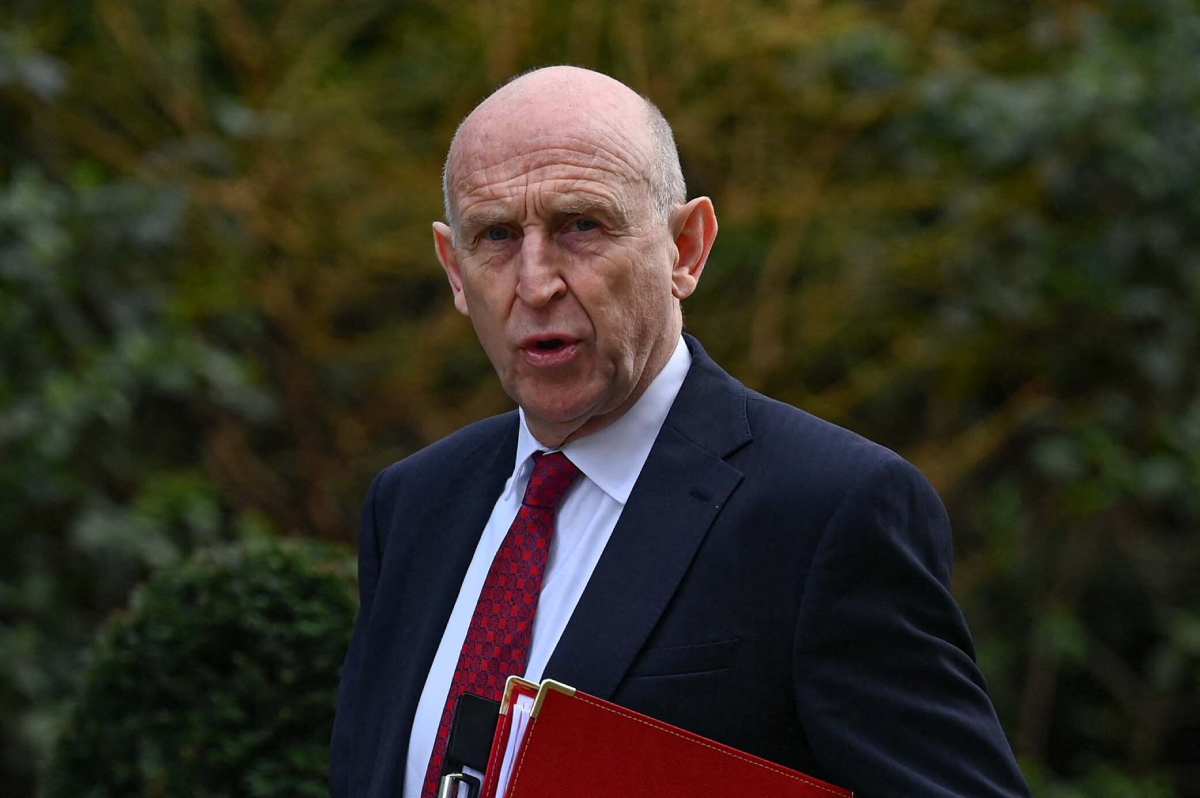 Ο υπουργός Άμυνας της Βρετανίας μεταβαίνει στην Κύπρο μετά την επίθεση με drone στη βάση Ακρωτηρίου