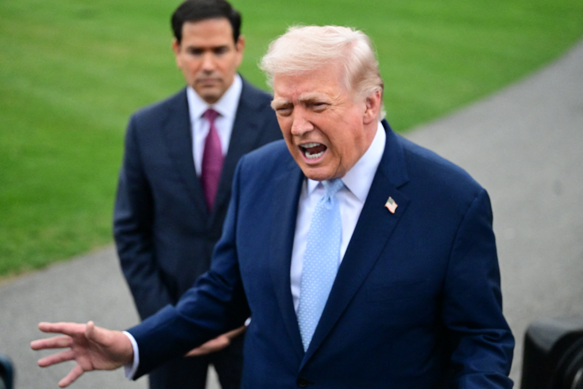 Κρίσιμο τελεσίγραφο Τραμπ στο Ιράν για τα Στενά του Ορμούζ – Σενάρια κλιμάκωσης και παγκόσμιες επιπτώσεις