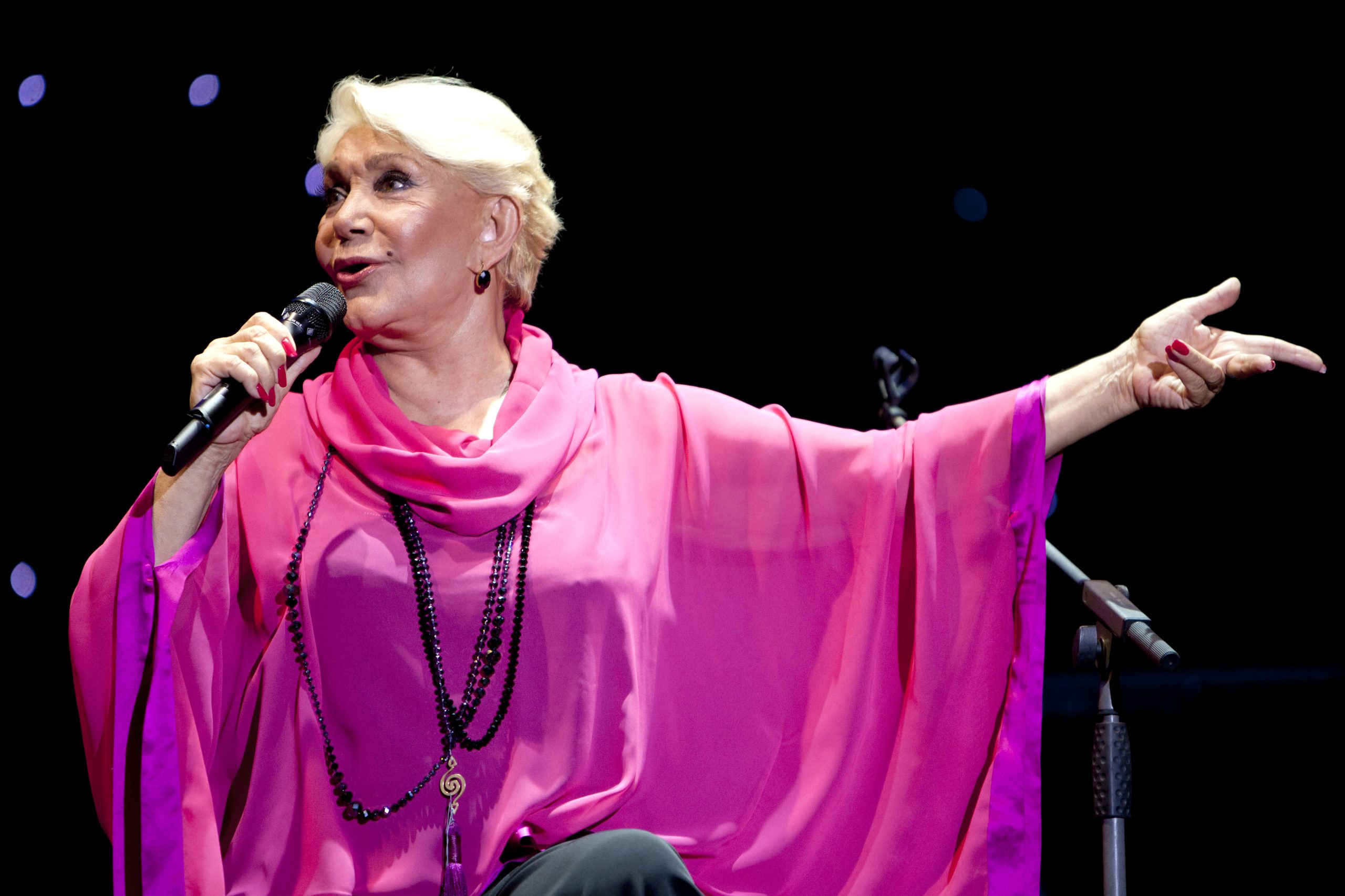 Μαρινέλλα: Την Τρίτη η κηδεία – Σε προσκύνημα η σορός της στη Μητρόπολη Αθηνών