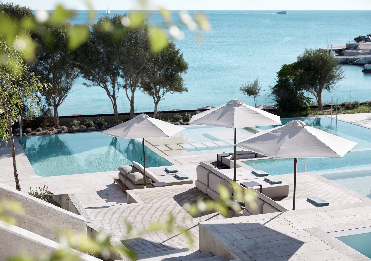 Ανακεφαλαιοποίηση 1,6 δισ. δολ. για Ella Resorts και OB Streem