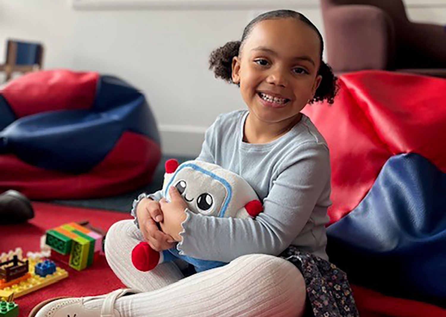 Καμπανάκι από το Κέμπριτζ για τα παιχνίδια AI που αλληλεπιδρούν με μικρά παιδιά