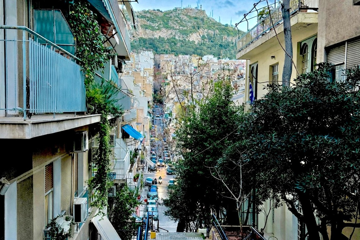 Ακίνητα: «Χάσμα» προσφοράς και ζήτησης στην Αττική – Ψάχνουν μεγάλα σπίτια με λιγότερα από 200.000 ευρώ