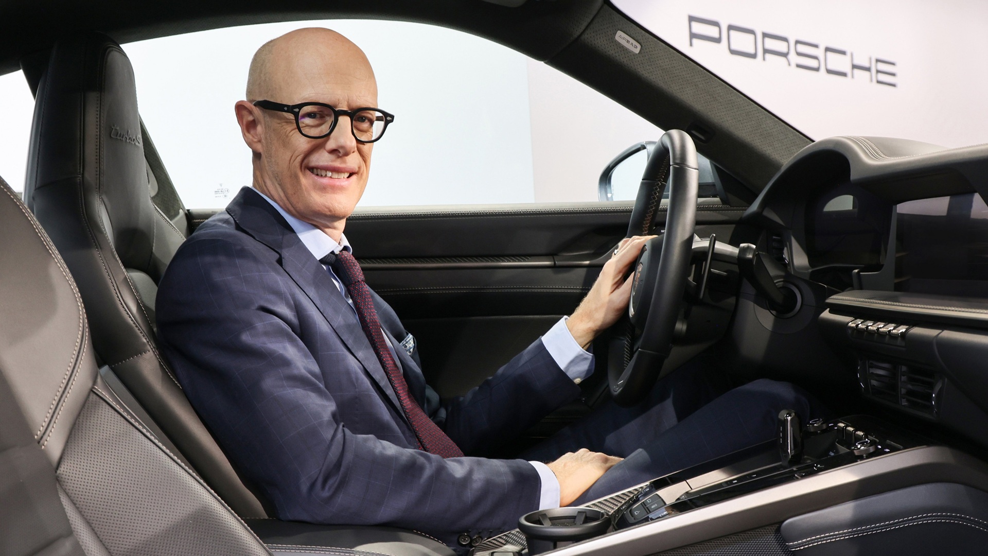 Αλλαγή πορείας για την Porsche: Επένδυση στην κερδοφορία και περιορισμός της πολυπλοκότητας