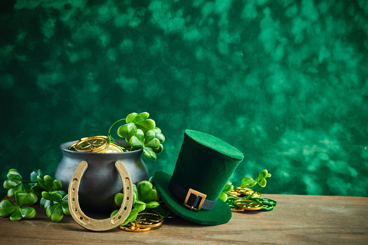 St. Patrick’s Day: Από το μπλε στο πράσινο – η ιστορία πίσω από το χρώμα της γιορτής