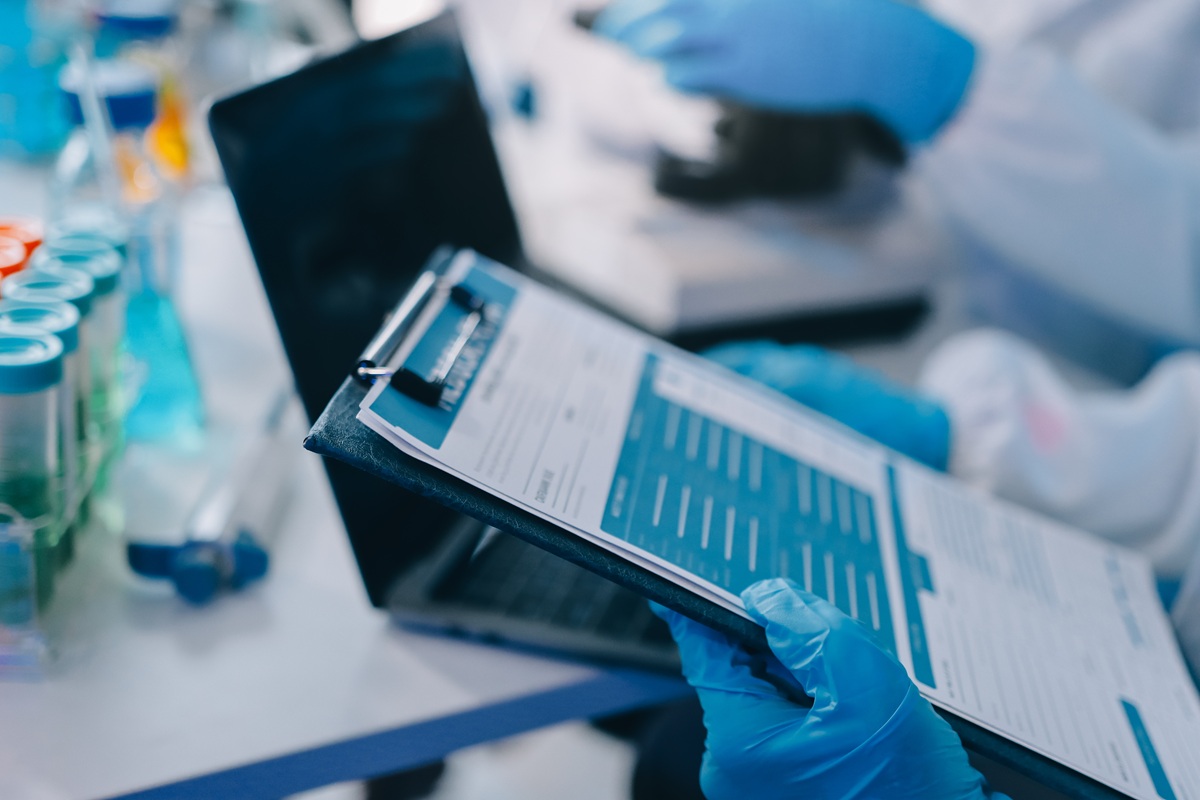 ΣΕΓΕ: Το πρόγραμμα #Her_Research επιστρέφει για να στηρίξει τις γυναίκες στην έρευνα