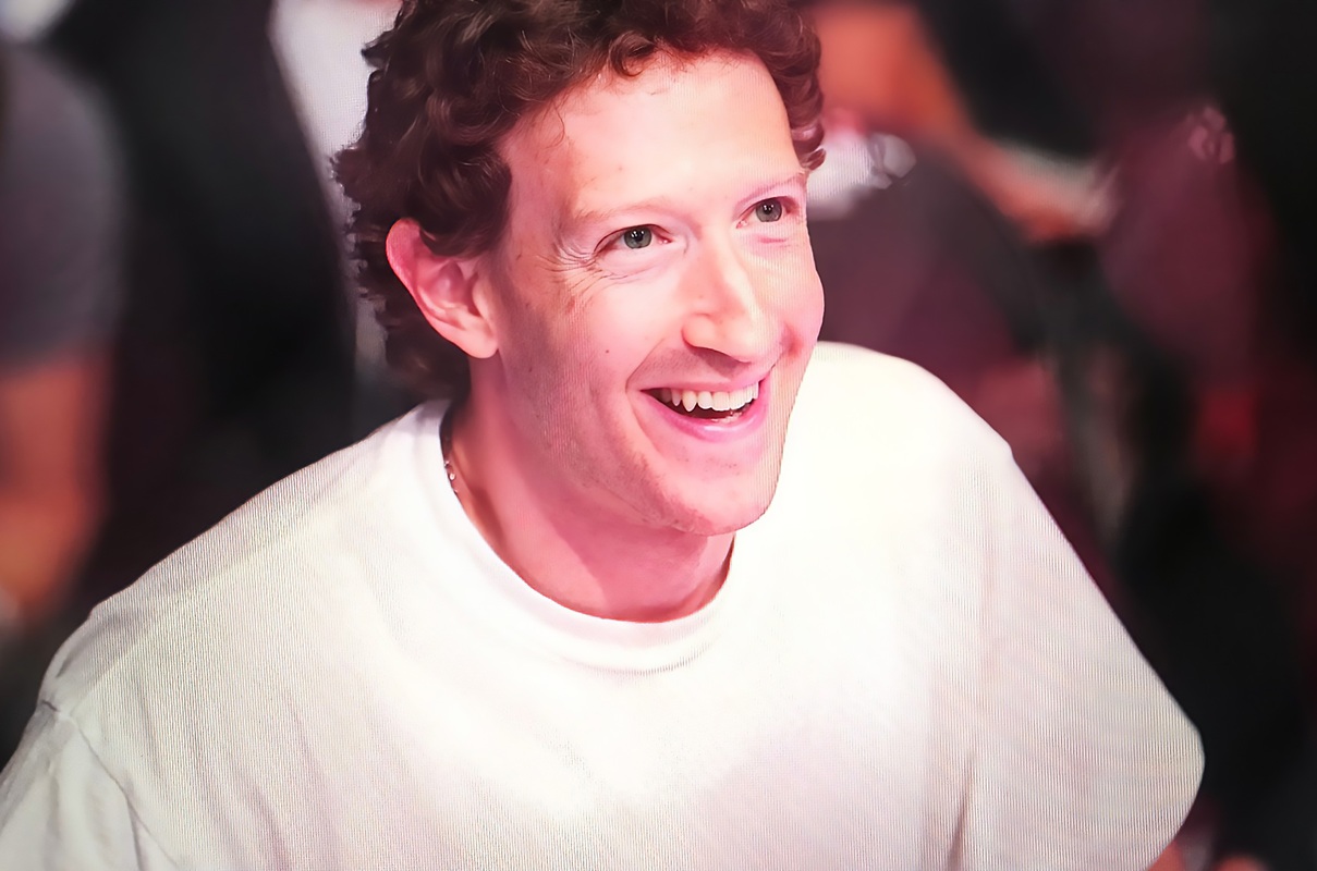 AI CEO στη Meta; Ο Μαρκ Ζούκερμπεργκ εκπαιδεύει ήδη το bot που θα τον αντικαταστήσει