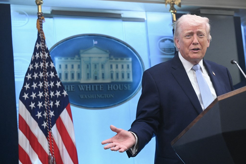 ΗΠΑ – Ιράν: Εκεχειρία «στο παρά πέντε» – Νίκη για τον Τραμπ ή απλά κερδίζει χρόνο;