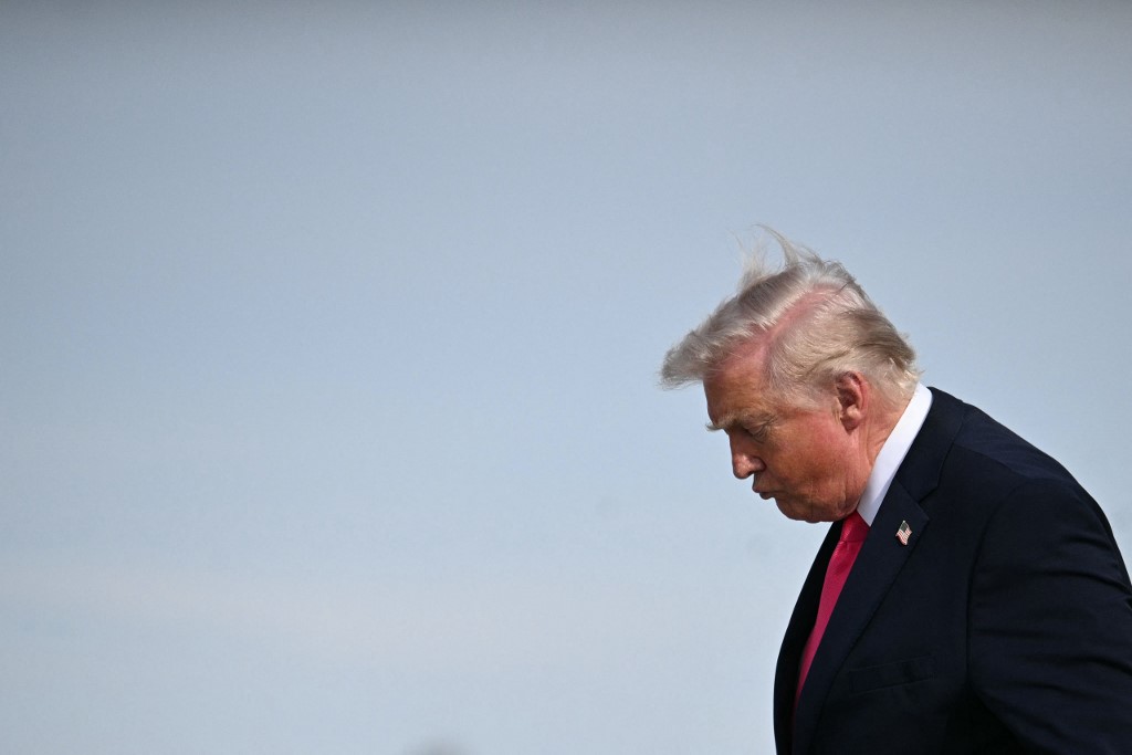 Μέση Ανατολή: Δύσκολη διαδικασία το να ξεθαφτεί το ουράνιο του Ιράν, λέει ο Τραμπ