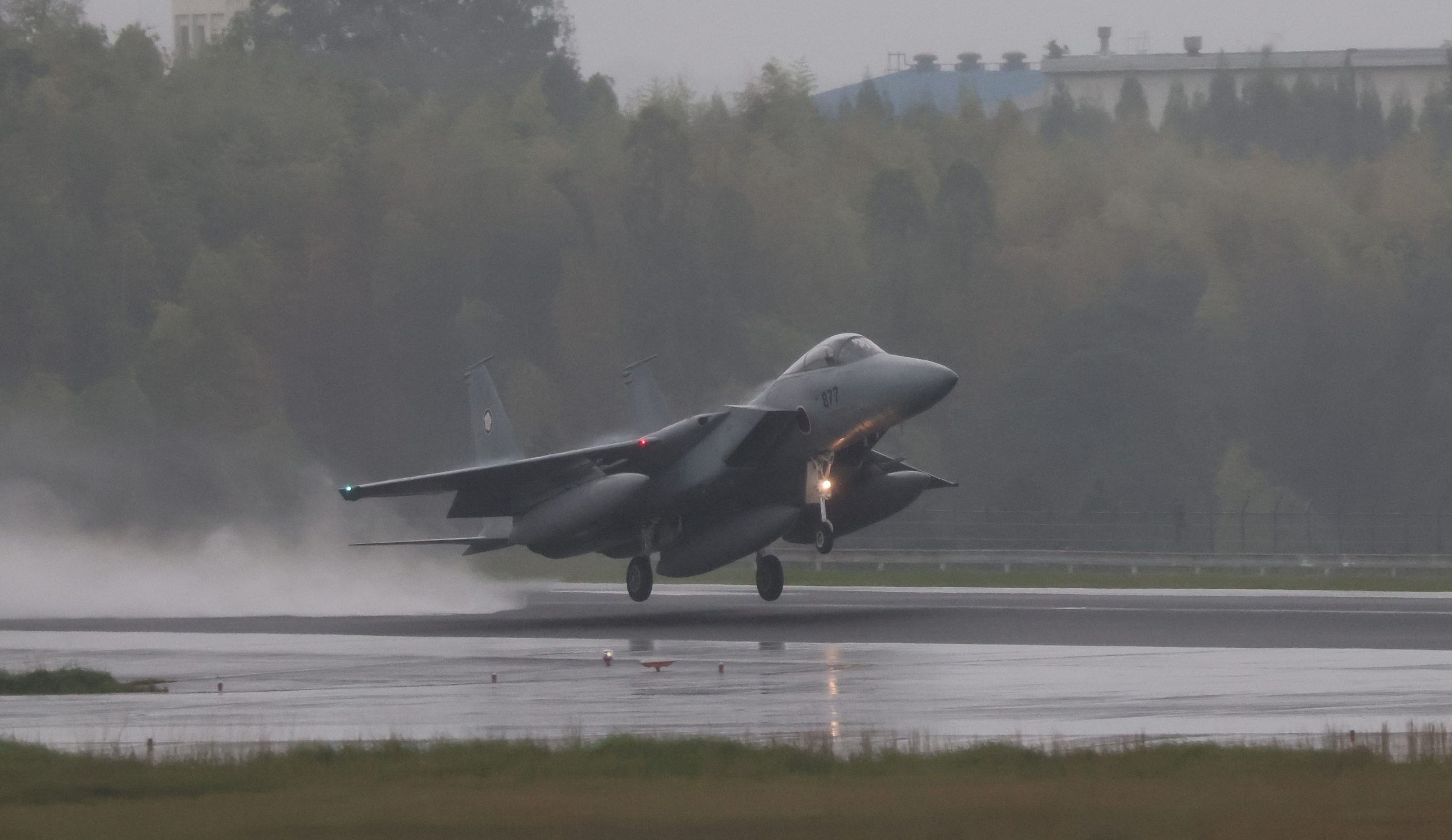 Ιαπωνία: Ανοίγει την πόρτα στις εξαγωγές όπλων μετά από 80 χρόνια