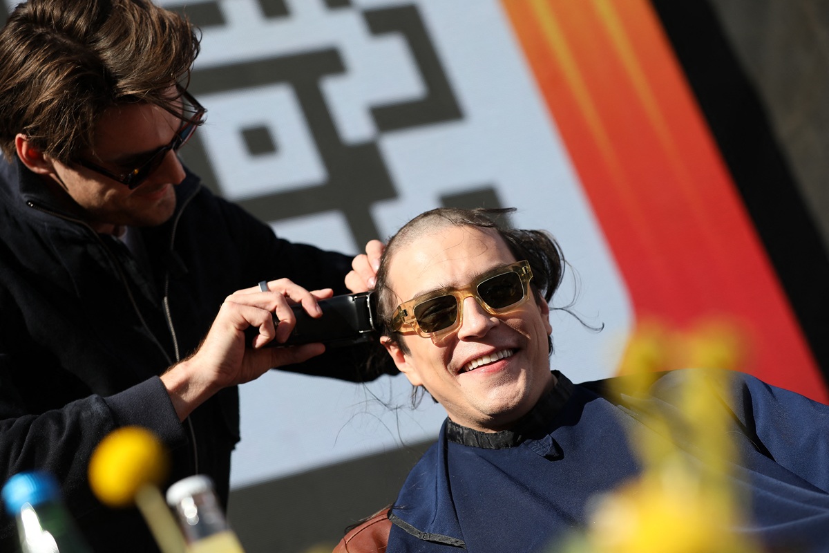 Πώς ένας 23χρονος influencer συγκέντρωσε 59 εκατ. ευρώ για παιδιά με καρκίνο μέσα σε 9 ημέρες