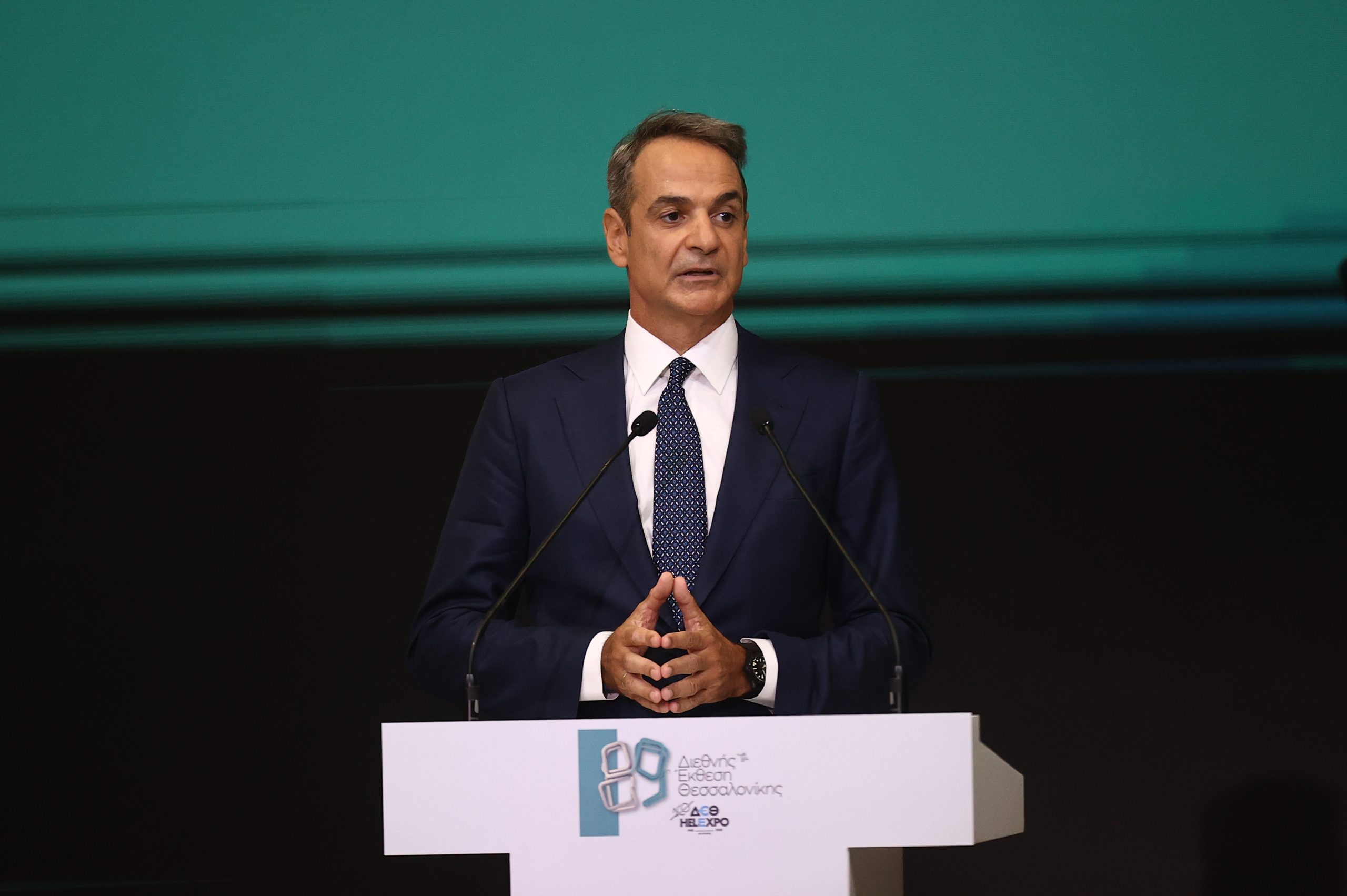 Πακέτο 1,2 δισ. στη ΔΕΘ μετά το υπερπλεόνασμα – Στο τραπέζι ελαφρύνσεις για επιχειρήσεις και νοικοκυριά