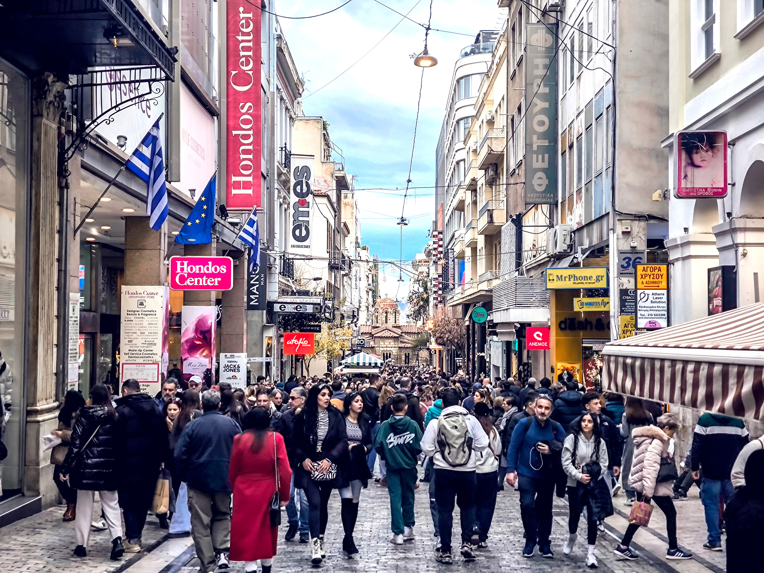 Στα 167 δισ. ευρώ το διαθέσιμο εισόδημα το 2025 – Ανοδικά και η κατανάλωση