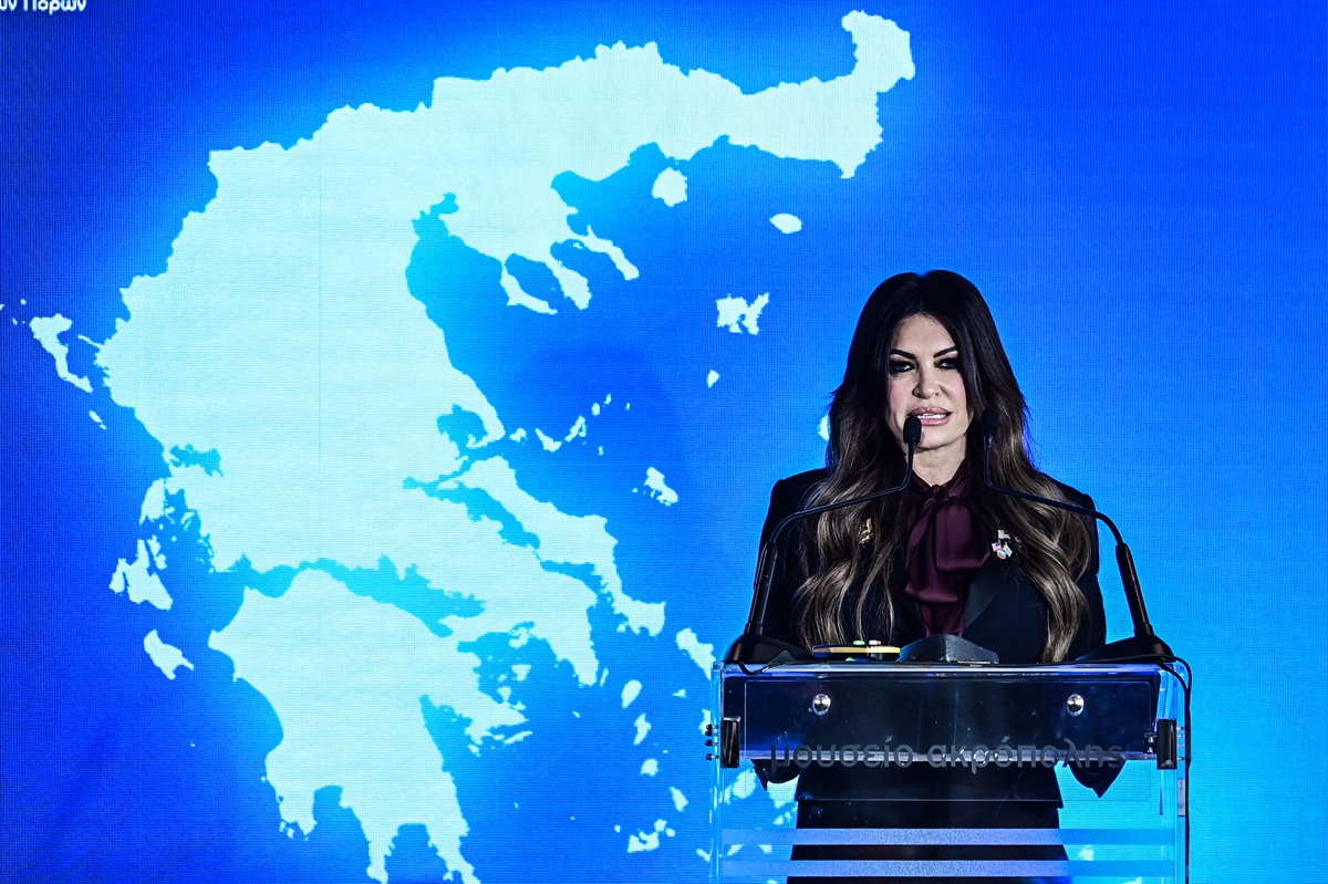 LNG deal 6 δισ. δολαρίων: Αλβανία, ΗΠΑ και Ελλάδα «κλειδώνουν» 20ετή συμφωνία – Το μήνυμα Γκίλφοϊλ